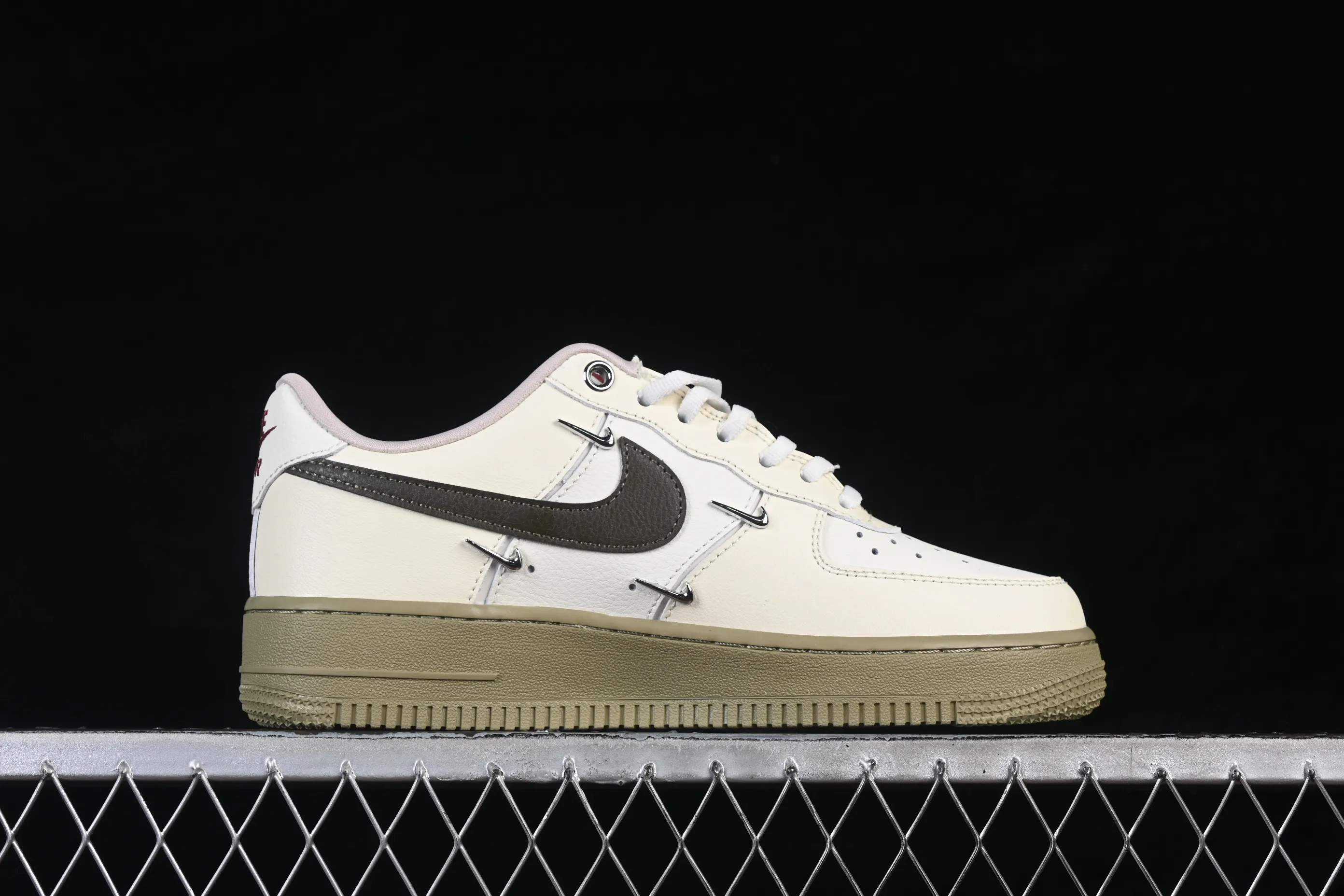 All categories Nk Air Force 1 Air Force series Nk Air Force 1 Low Air Force low-top Nike Air Force 1'07 Low Air Force 1 low-top casual sneakers IQ9802-022